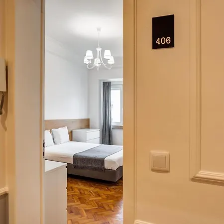 Out & Apartmán *