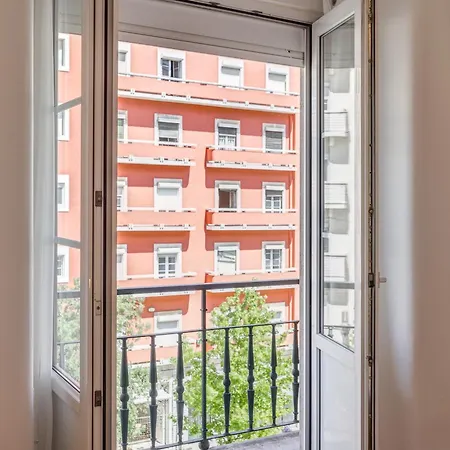 Home Out Rooms & Apartments Lejlighed