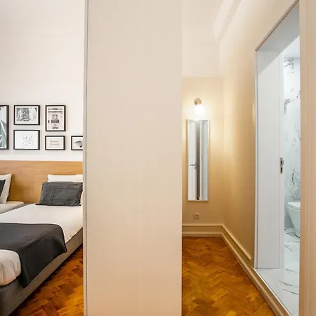 Apartment Home Out Rooms & Apartments *