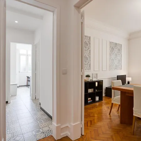 Home Out Rooms & Apartments Apartment