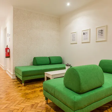 Out & Apartamento Lisboa