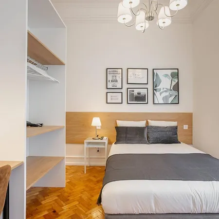 Home Out Rooms & Apartments