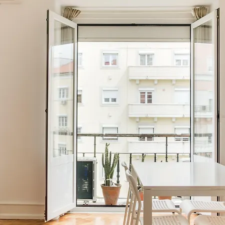 Out & Apartmán *